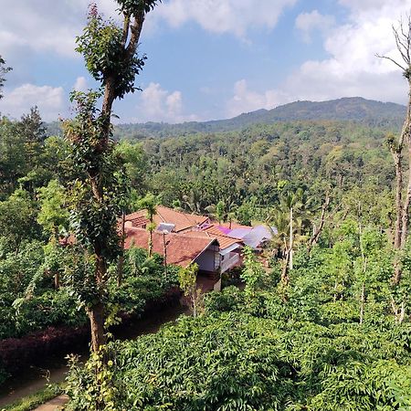 Shivalaya Homestay, Madikeri Siddāpur Dış mekan fotoğraf