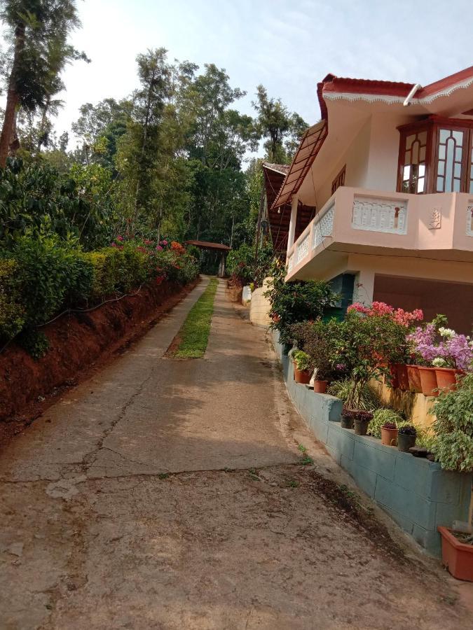 Shivalaya Homestay, Madikeri Siddāpur Dış mekan fotoğraf
