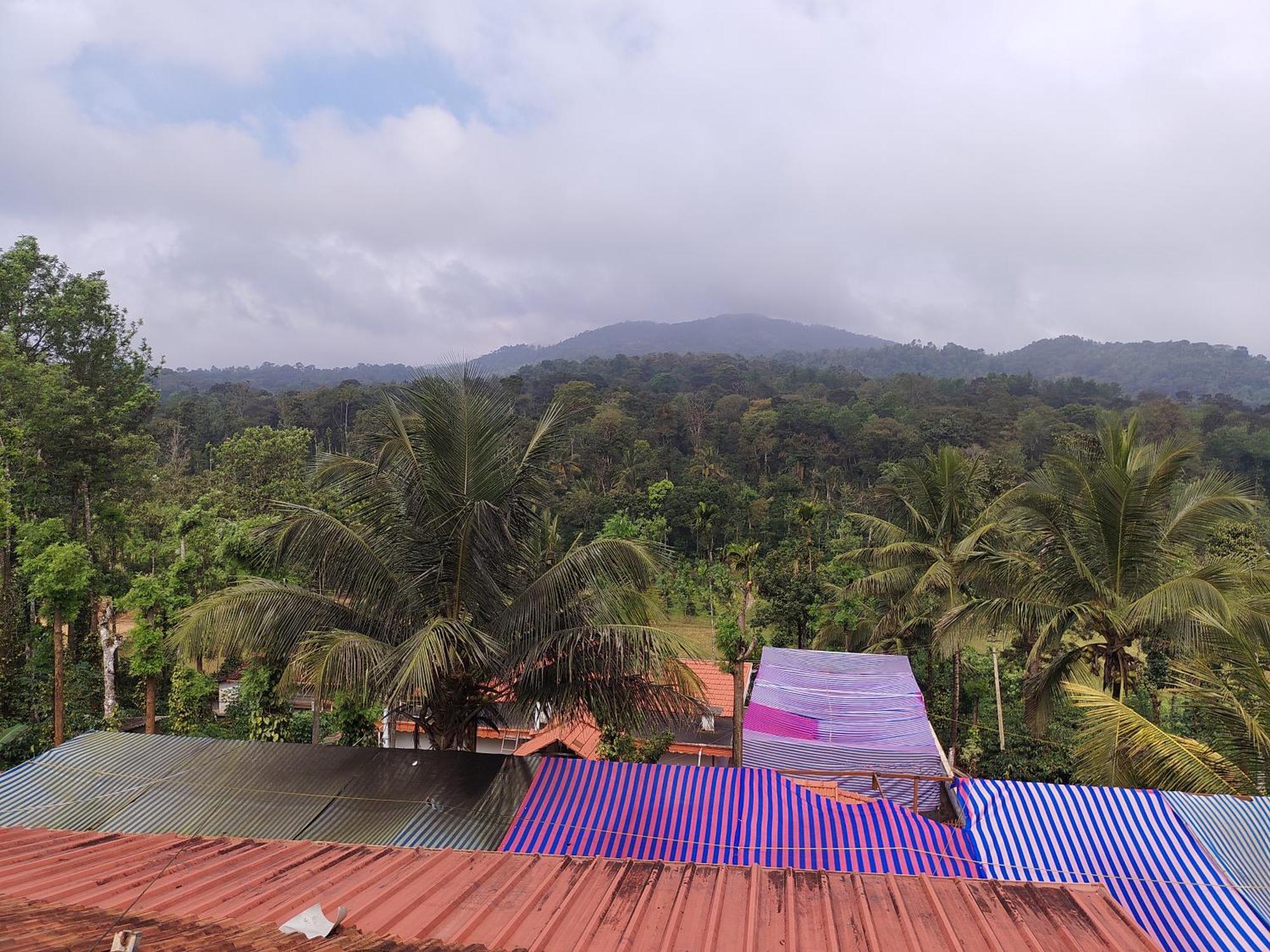 Shivalaya Homestay, Madikeri Siddāpur Dış mekan fotoğraf